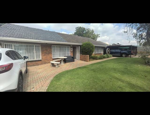 3 BEDROOM HOUSE FOR SALE IN WITPOORTJIE